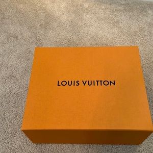 Louie Vuitton Box